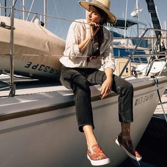 EUC SeaVees Magnum Hawthorne Slip-On - Picture 12 of 12